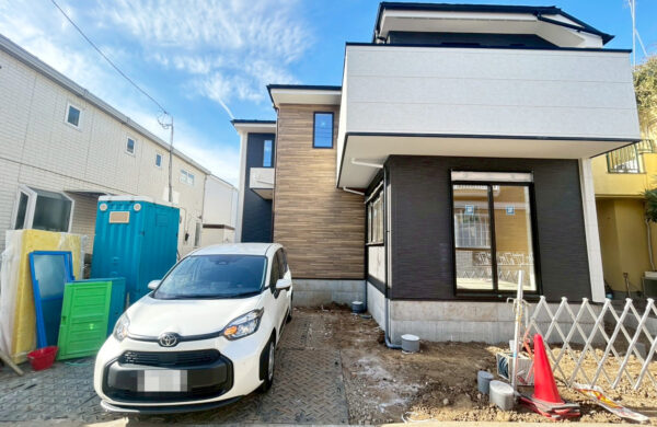4LDK！駐車２台可！リビング床暖房付きの新築戸建ての画像