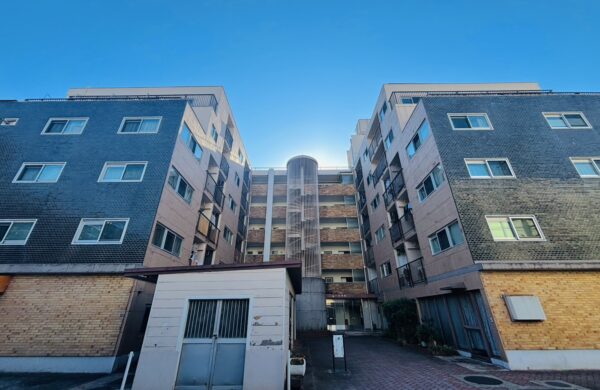 【三鷹駅徒歩13分×フルリノベ予定】南西向き・陽当たり良好の2LDKの画像